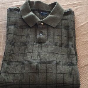 Van Heusen Olive Checkered Polo Shirt. Size XL.
